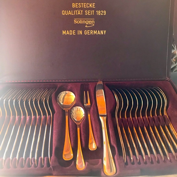 Bestecke 72 piece 2324 k gold 10/18 in a briefcase! Made in Germany - Picture 1 of 4